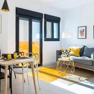 https://beautiful-design-apartment-in-the-heart-of-malaga-by-sharingco.es-andalucia.com